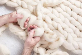 13 lbs Pounds  (Makes a Queen size) Wool Top DIY Roving Fiber Spinning