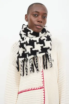 Black & Cream Knit Scarf