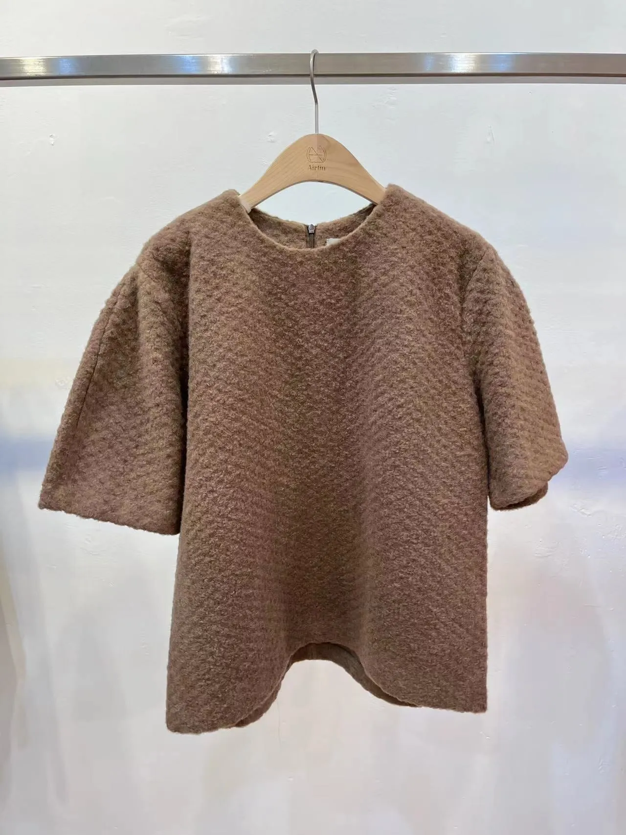 Brown half sleeves Puff tops