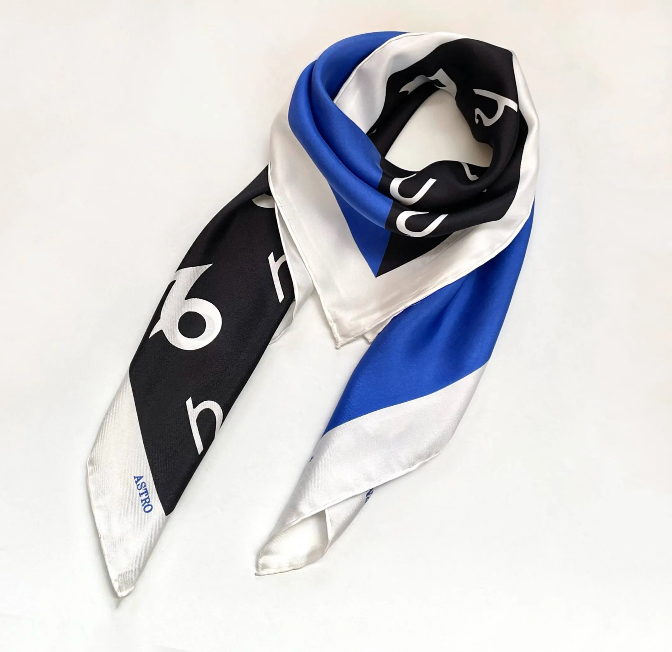 CAPRICORN SILK SCARF - JACQUES LECONTE