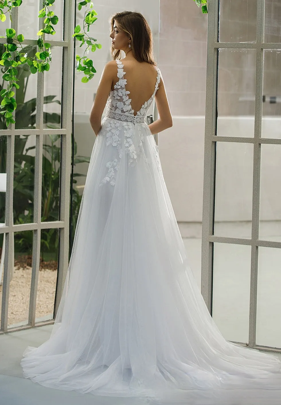 Inspired Lace A-line Wedding Dress With Slit Tulle Skirt