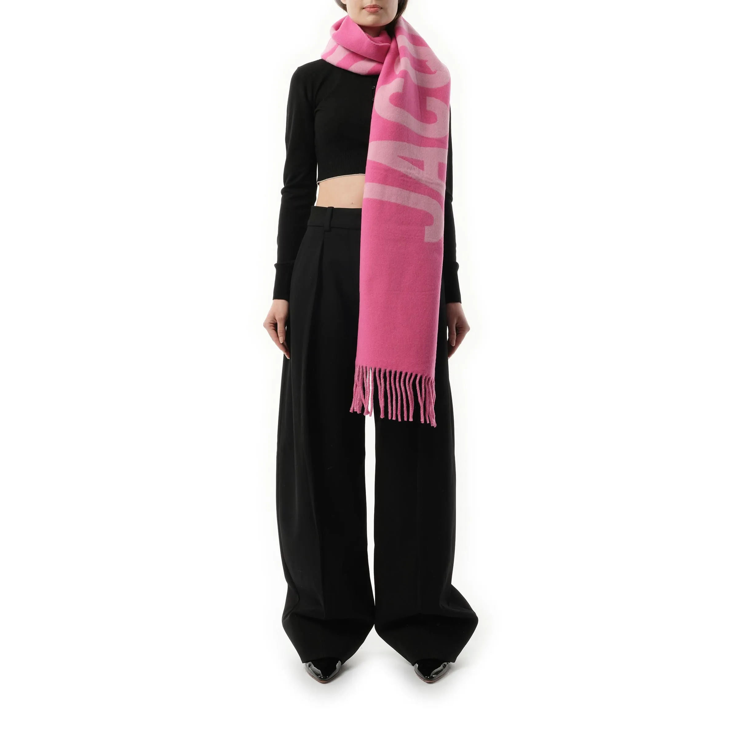 L'echarpe Jacquemus Scarf in Pink/Multicolour