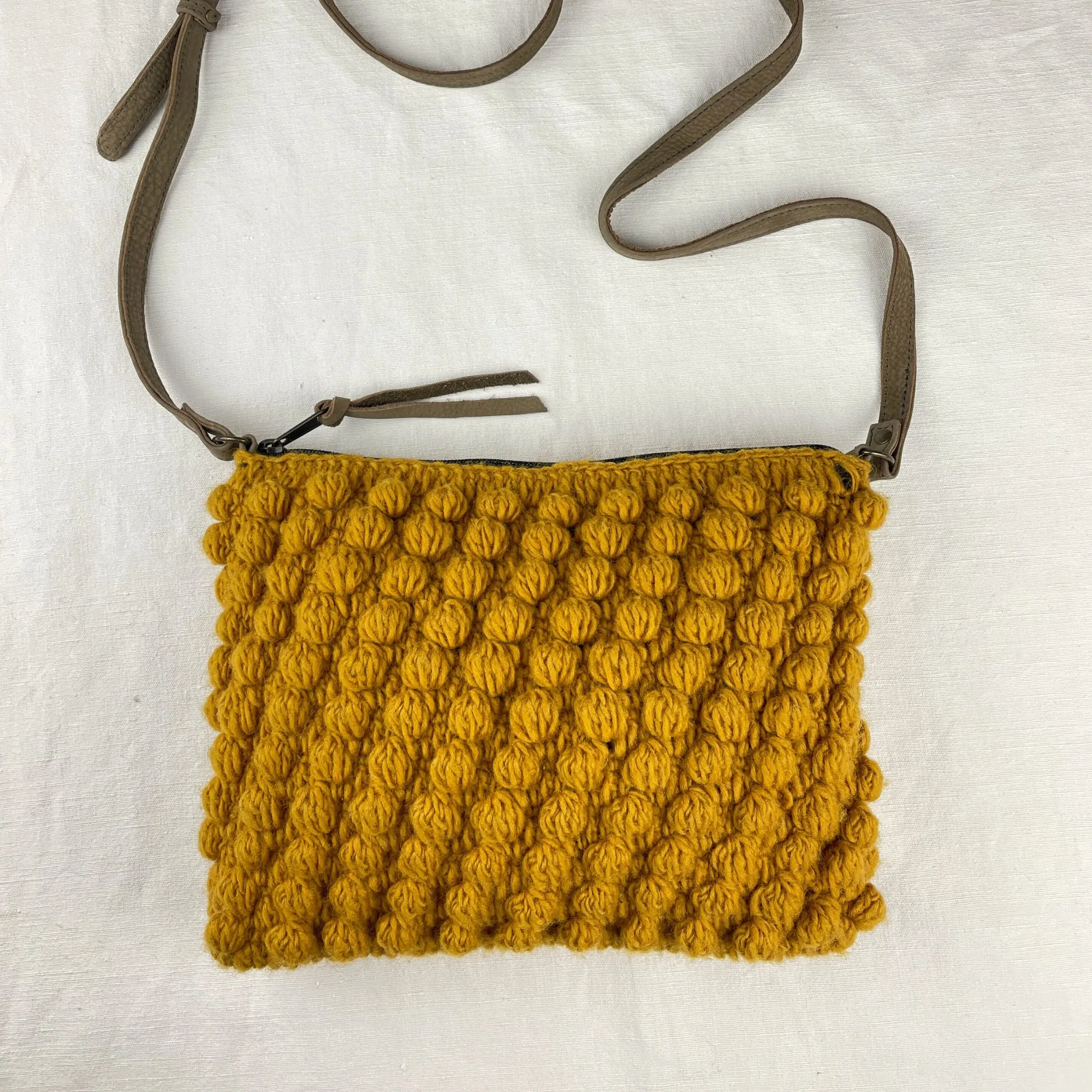 SUMAN Crochet Boho Bobble Cross Body Handbag