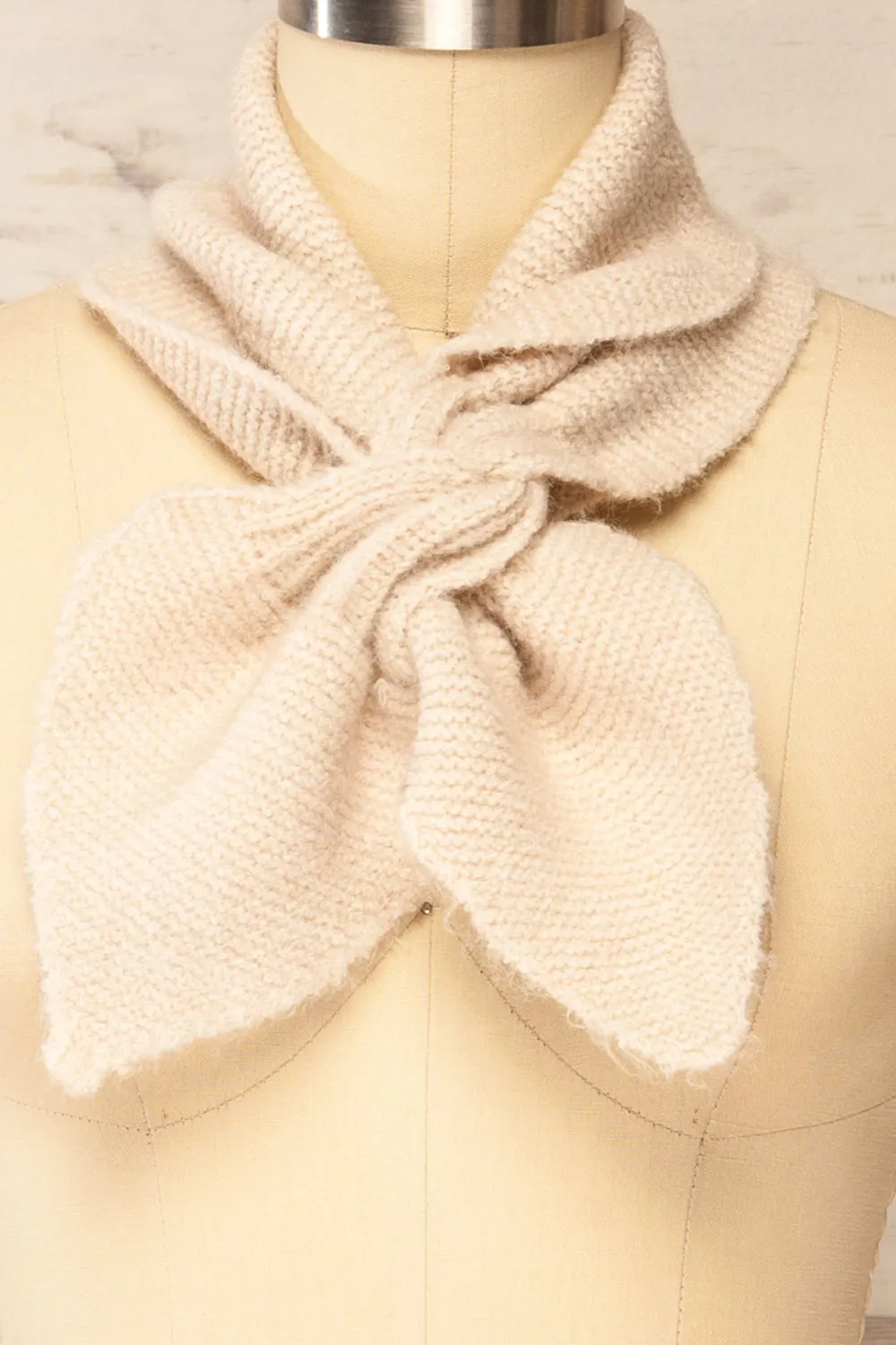 Terni | Small Beige Knit Scarf