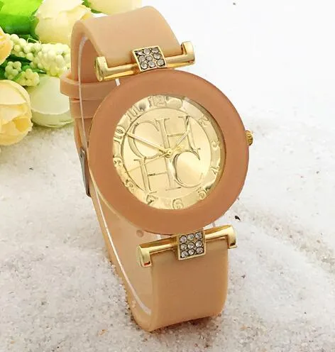 Watch Women Logo 2019 Ladies Designer Watches Luxury Brand Famous Montre Femme High Quality Rhinestone Gold Charm Bracelet