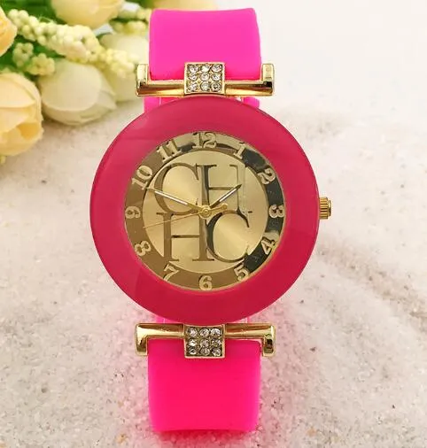 Watch Women Logo 2019 Ladies Designer Watches Luxury Brand Famous Montre Femme High Quality Rhinestone Gold Charm Bracelet