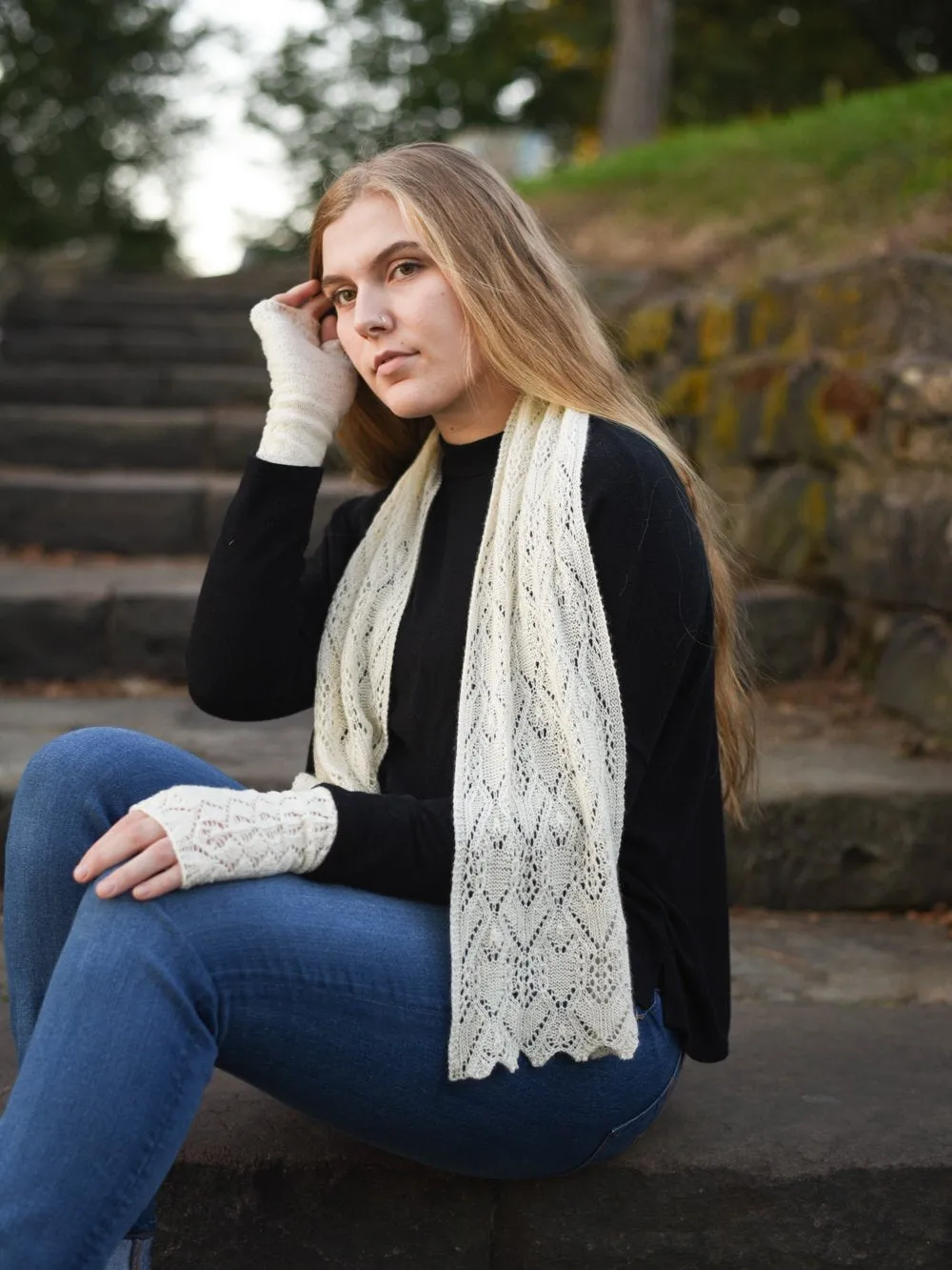 Whitethistle Scarf or Stole <br/><small>knitting pattern</small>