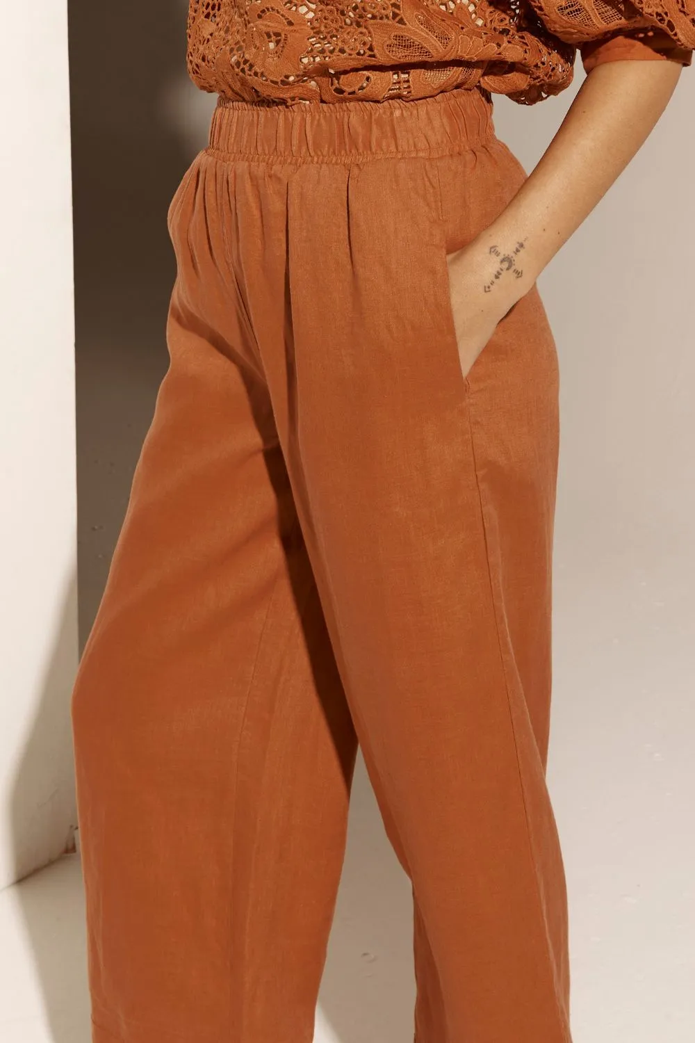 Zoe Kratzmann - Wattage Pants in Toffee